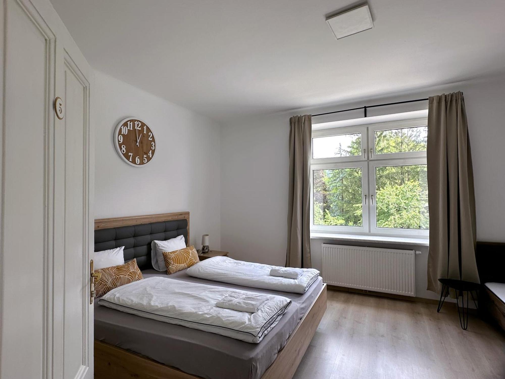 Apartament Up Resistances G Baden bei Wien Zewnętrze zdjęcie