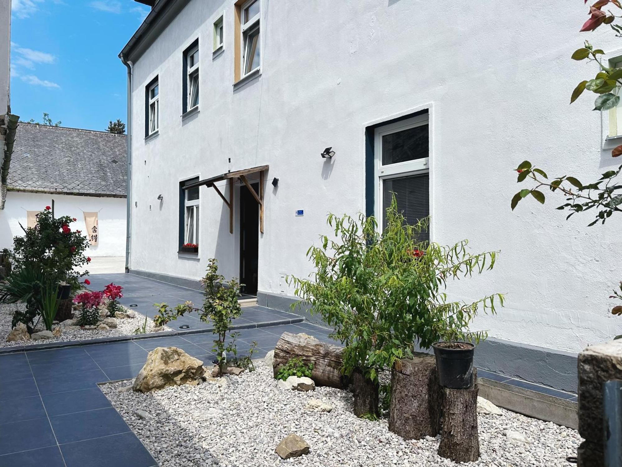 Apartament Up Resistances G Baden bei Wien Zewnętrze zdjęcie